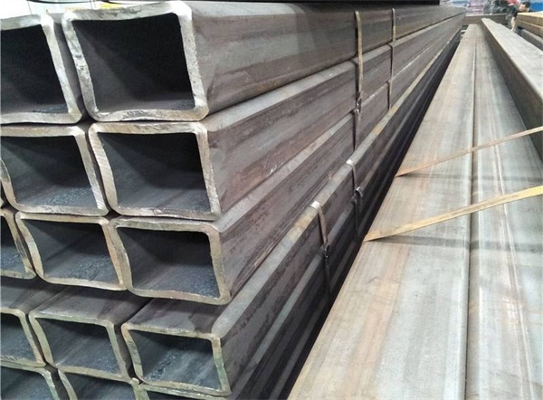登封无缝方矩管切割加工步骤：规范操作保证端面平整无毛刺